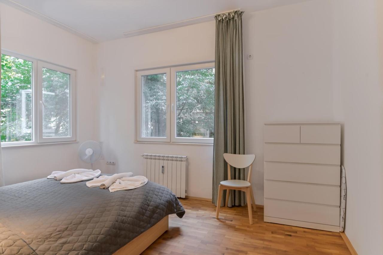 Bright Apartment In The Heart Of The City By Flat Mаnager โซเฟีย ภายนอก รูปภาพ
